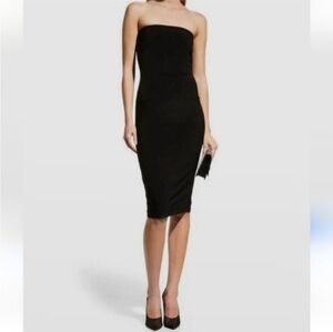 Norma Kamali Black Strapless Ruched Sheath Dress Knee-Length Cocktail